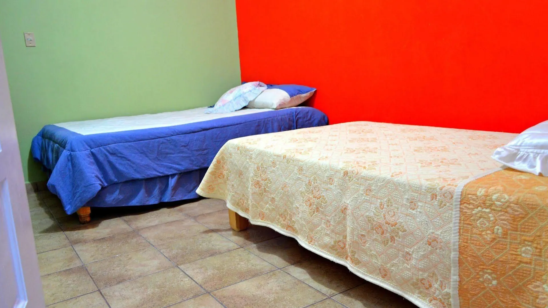 Hostal Maple Queretaro 0*,